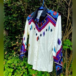 90s vintage Aztec adobe rose shirt! Size small! Amazing find